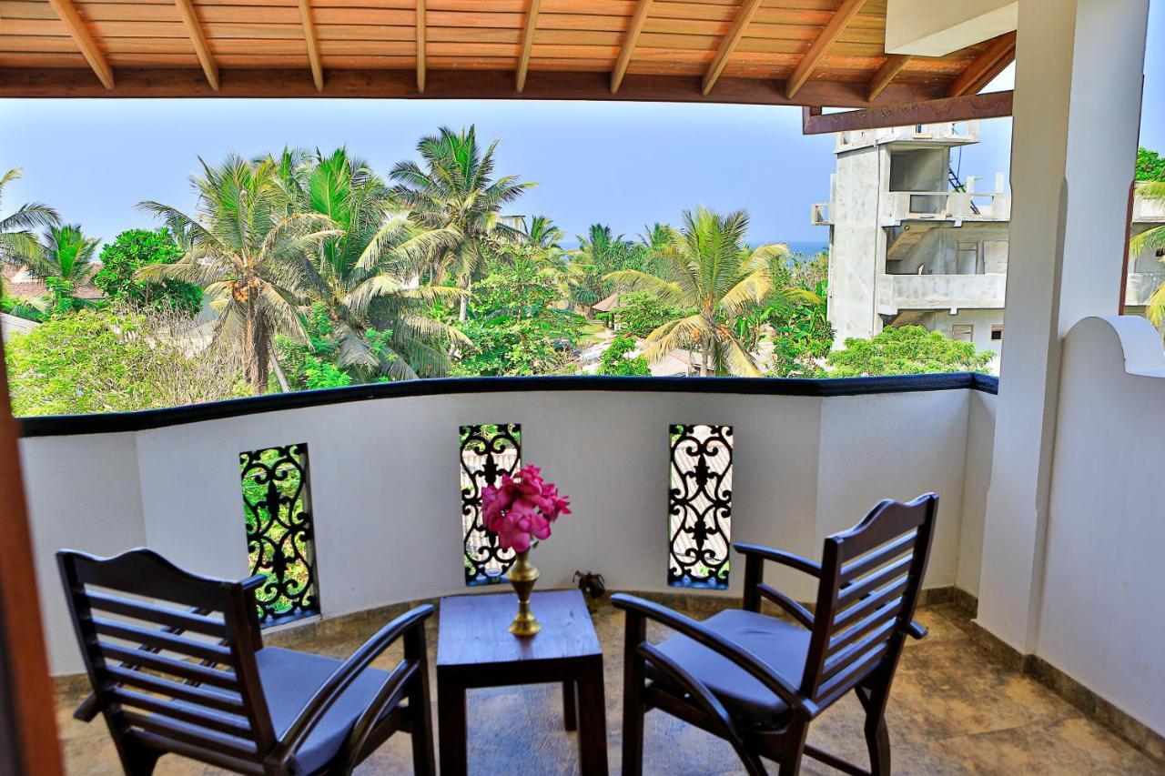 Esprit Bentota Hotel Exterior photo