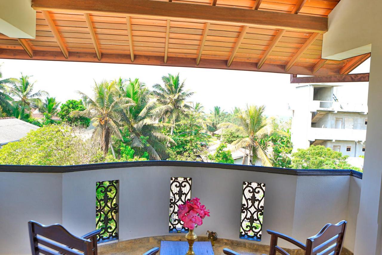 Esprit Bentota Hotel Exterior photo